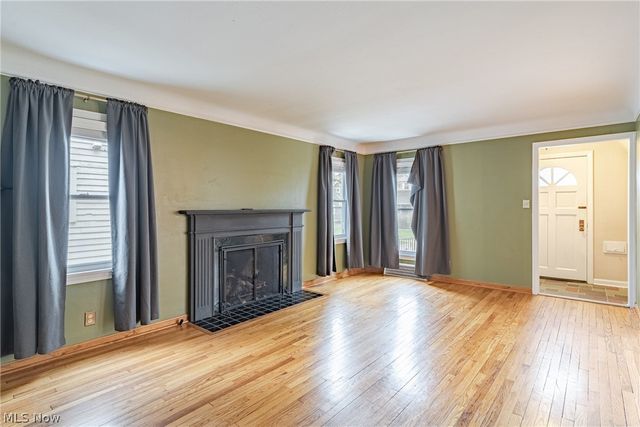 1294 Giel Avenue, Lakewood, OH 44107