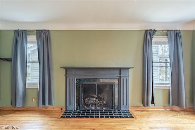 1294 Giel Avenue, Lakewood, OH 44107