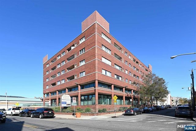 41-51 Wilson Avenue D6, Newark, NJ 07105