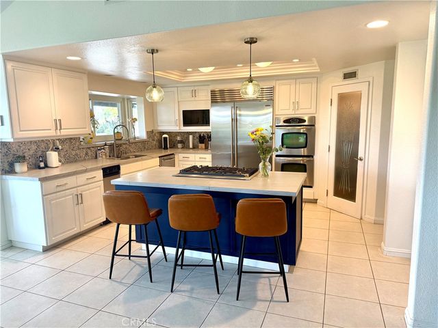 14159 Palisades Drive, Poway, CA 92064