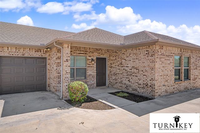 225 Stewart Bend Court A, Azle, TX 76020