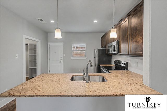 225 Stewart Bend Court A, Azle, TX 76020