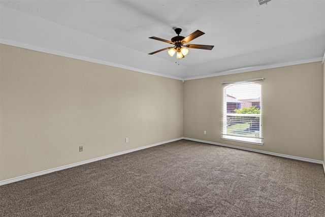6906 Graham Drive, Rowlett, TX 75089