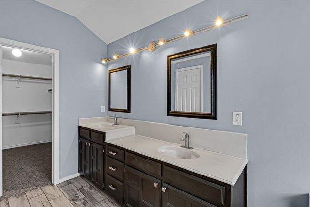6906 Graham Drive, Rowlett, TX 75089