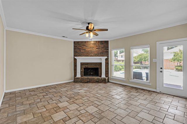6906 Graham Drive, Rowlett, TX 75089