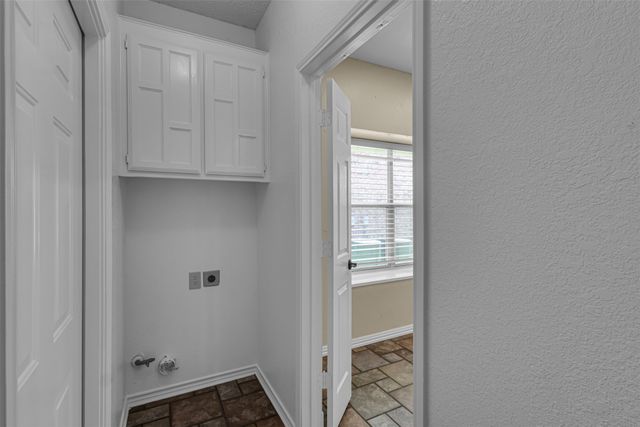6906 Graham Drive, Rowlett, TX 75089