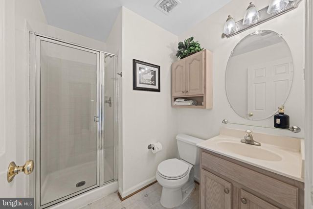 12521 HAWKS NEST LN, Germantown, MD 20876