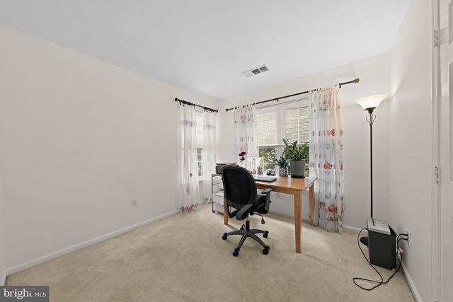 12521 HAWKS NEST LN, Germantown, MD 20876