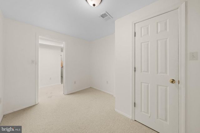 12521 HAWKS NEST LN, Germantown, MD 20876