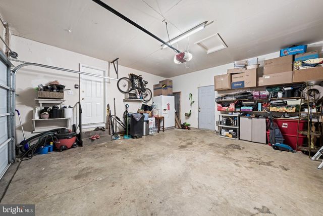 12521 HAWKS NEST LN, Germantown, MD 20876
