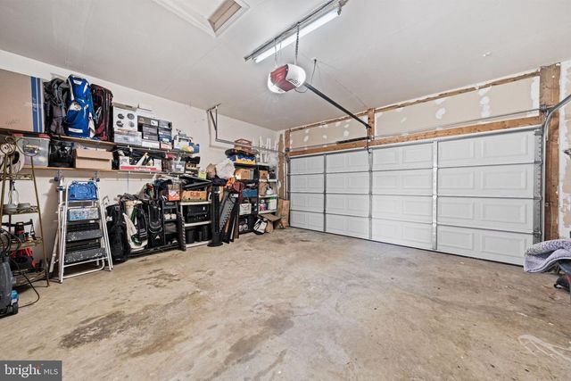 12521 HAWKS NEST LN, Germantown, MD 20876