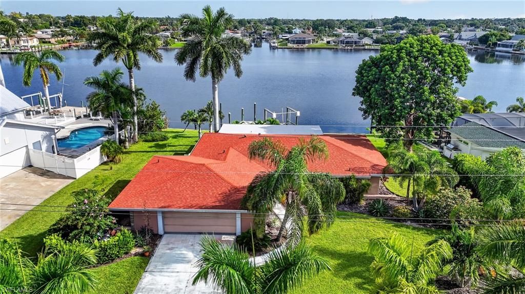 1802 Lakeview BLVD, NORTH FORT MYERS, FL 33903 — exterior