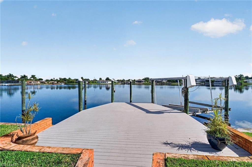 1802 Lakeview BLVD, NORTH FORT MYERS, FL 33903 — photo 3