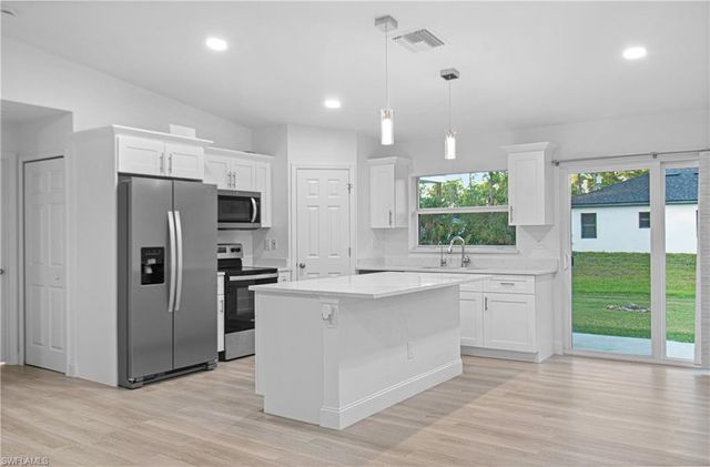 3600 54th ST W, Lehigh Acres, FL 33971