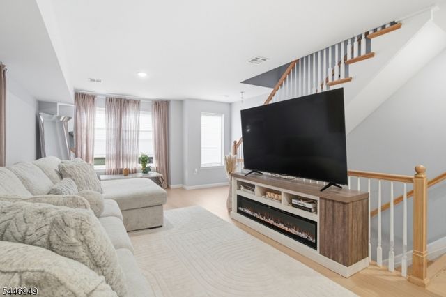 49 N 5Th St, Newark City, NJ 07107