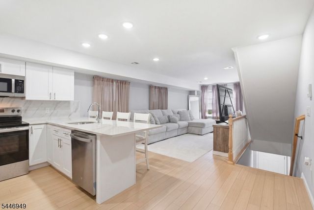 49 N 5Th St, Newark City, NJ 07107