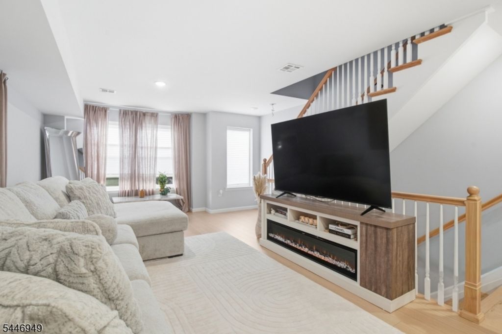 49 N 5Th St, Newark City, NJ 07107 — photo 4