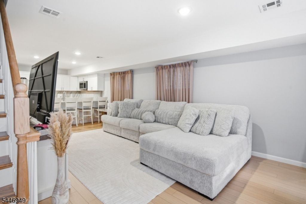 49 N 5Th St, Newark City, NJ 07107 — photo 5