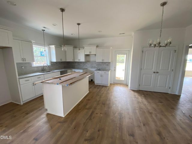 2803 Us 13, Goldsboro, NC 27530
