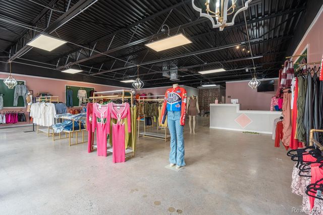 22217 KELLY Road, Eastpointe, MI 48021