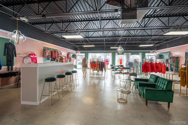 22217 KELLY Road, Eastpointe, MI 48021