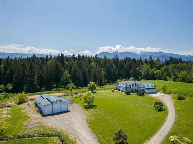 137 Bravo Road, Port Angeles, WA 98362