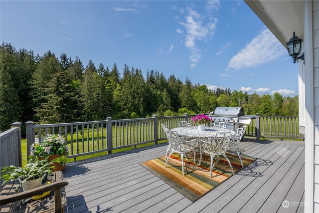 137 Bravo Road, Port Angeles, WA 98362