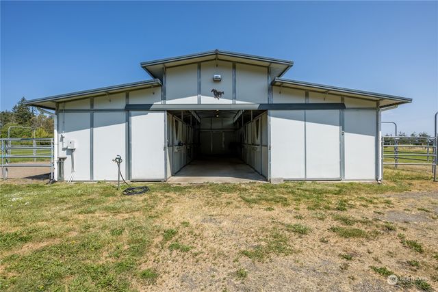 137 Bravo Road, Port Angeles, WA 98362