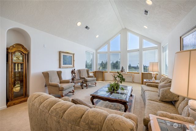 137 Bravo Road, Port Angeles, WA 98362