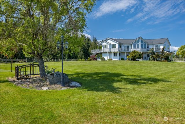 137 Bravo Road, Port Angeles, WA 98362