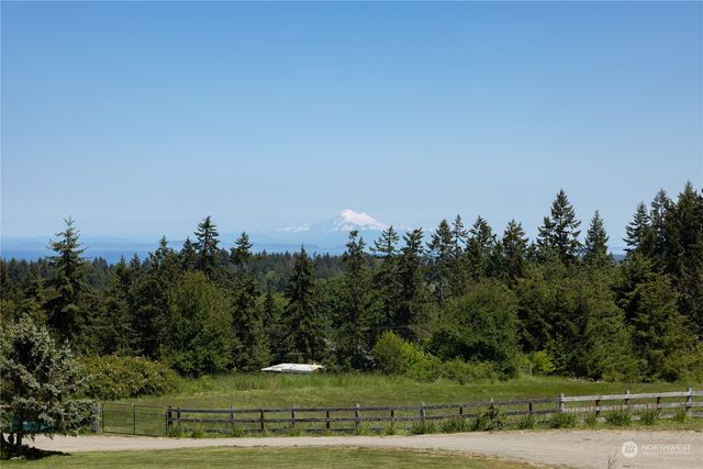 137 Bravo Road, Port Angeles, WA 98362