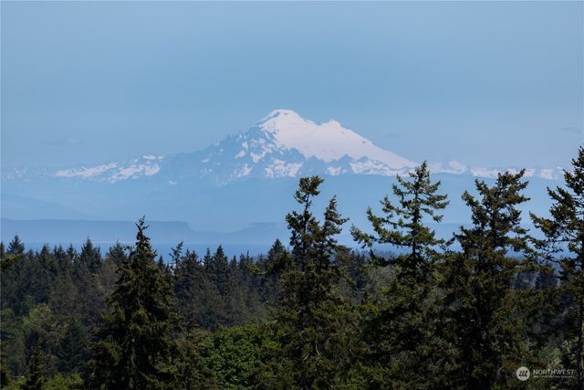 137 Bravo Road, Port Angeles, WA 98362