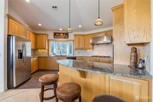 137 Bravo Road, Port Angeles, WA 98362