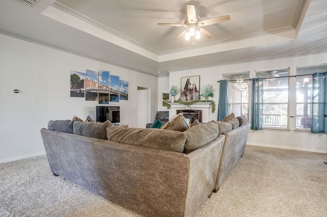 2226 Creek Side Drive, Weatherford, TX 76087