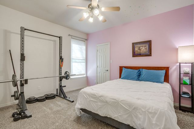 2226 Creek Side Drive, Weatherford, TX 76087