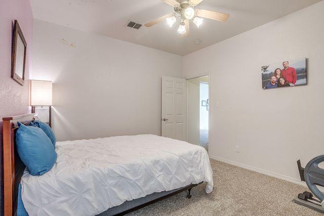 2226 Creek Side Drive, Weatherford, TX 76087