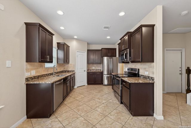 2260 LIGHTHOUSE DR, New Braunfels, TX 78130