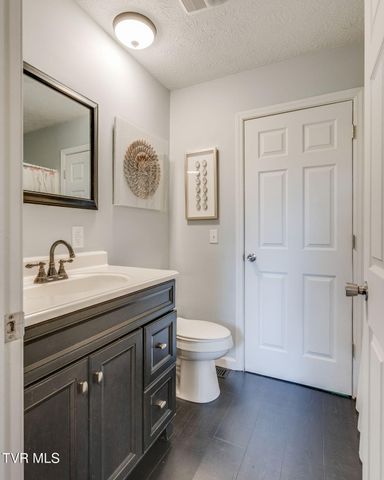 133 Admiral Avenue, Elizabethton, TN 37643