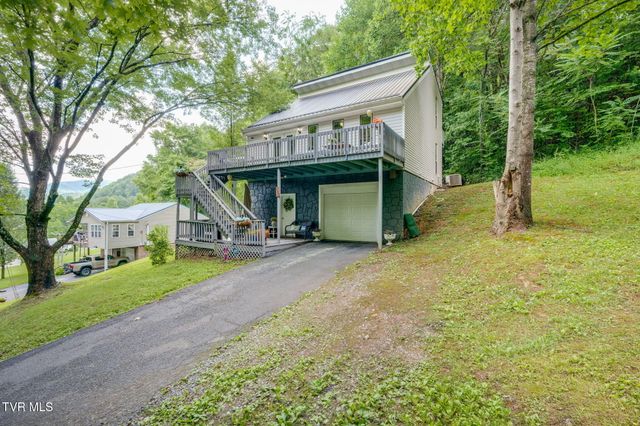 133 Admiral Avenue, Elizabethton, TN 37643