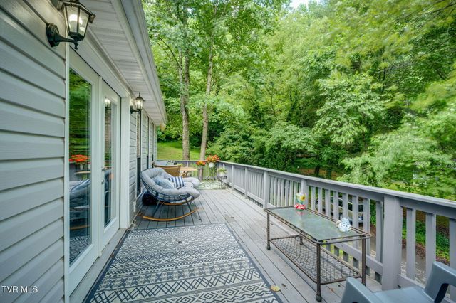 133 Admiral Avenue, Elizabethton, TN 37643