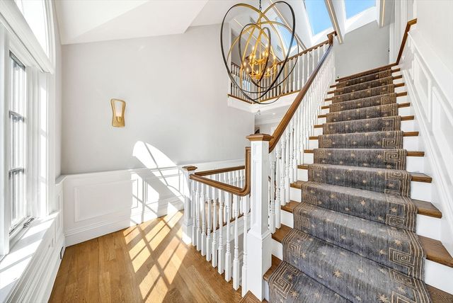 48 Marshall Rd, Wellesley, MA 02482