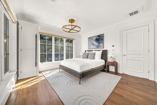 48 Marshall Rd, Wellesley, MA 02482