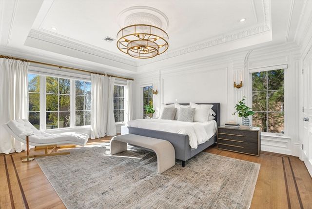 48 Marshall Rd, Wellesley, MA 02482