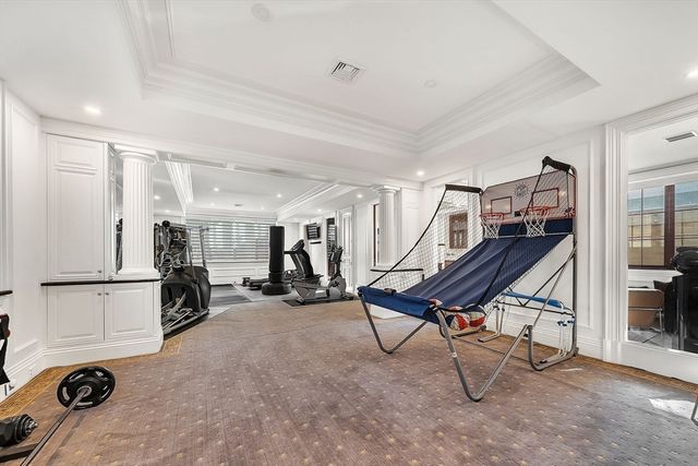 48 Marshall Rd, Wellesley, MA 02482