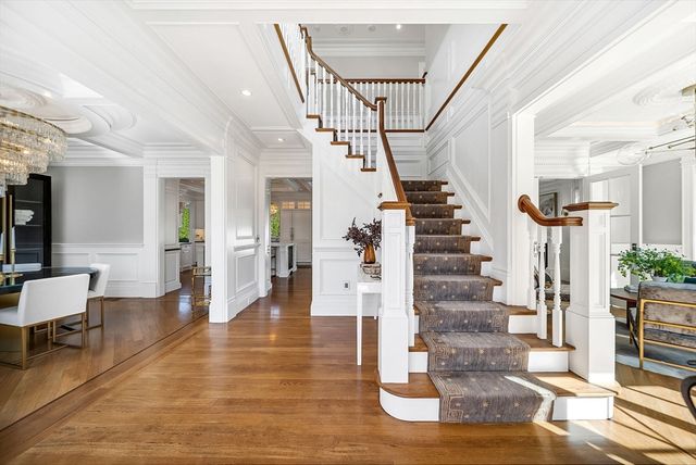 48 Marshall Rd, Wellesley, MA 02482