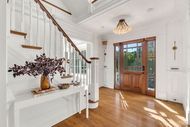 48 Marshall Rd, Wellesley, MA 02482