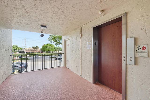 7950 W Mcnab Road 222, Tamarac, FL 33321