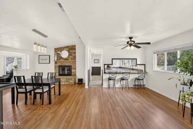 3354 Christie Boulevard, Toledo, OH 43606