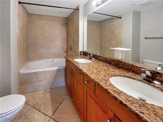 13110 Bella Casa CIR 210, Fort Myers, FL 33966