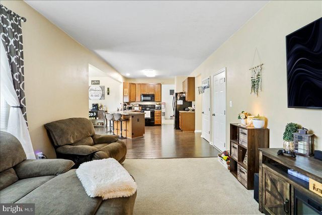 13319 JOHN MARTIN DR, Williamsport, MD 21795